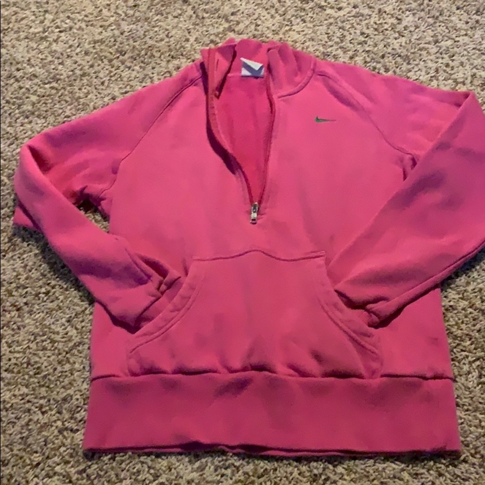 Women’s Nike half zip